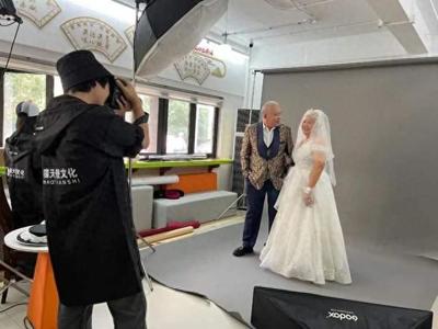 為歲月留影，讓愛永駐——社區公益攝影定格老人幸福時光